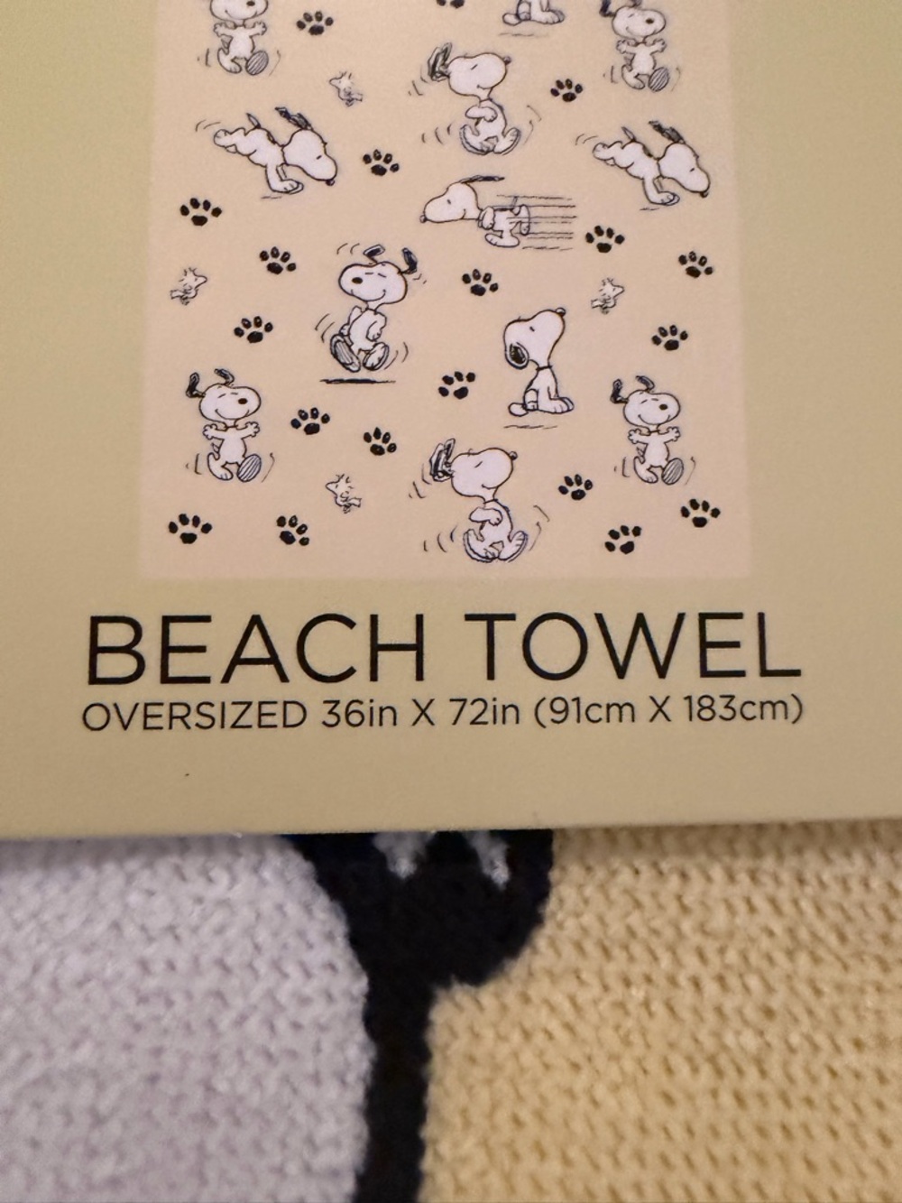 Peanuts Beach Bum Snoopy Beach Towel - Yellow - Picture 4 of 6